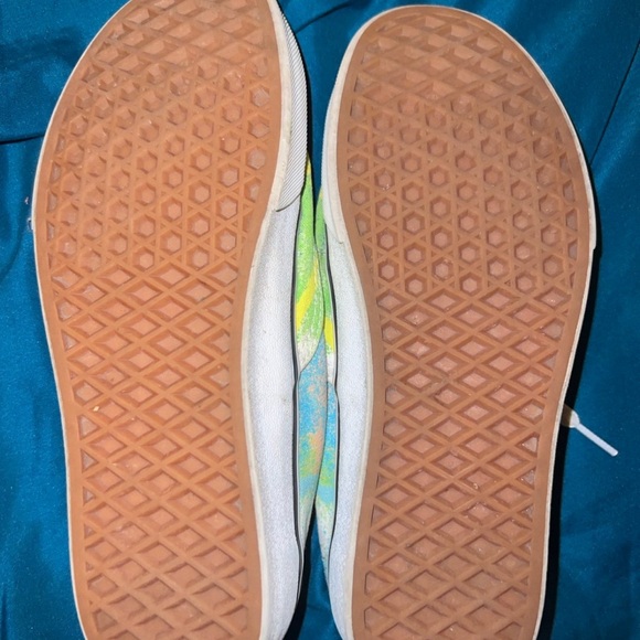 Vans - Picture 4 of 4